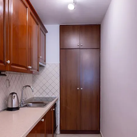 Laplace Apartment *